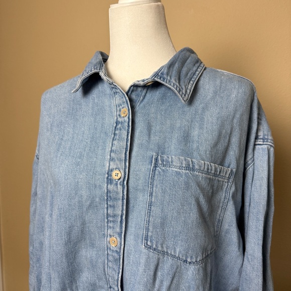 Aerie Denim Long Sleeve Oversized Shirt Size Medium - Picture 2 of 11
